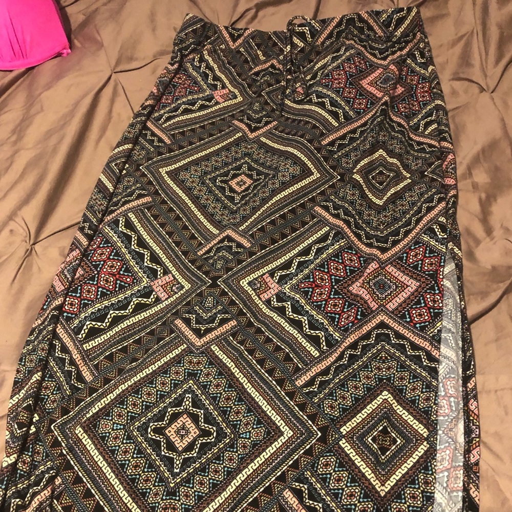 Long Maxi squirt with split sides